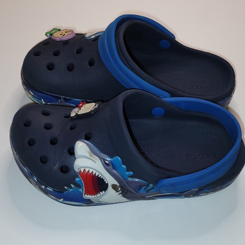 CROCS Kids Navy Shark Slippers Size C12